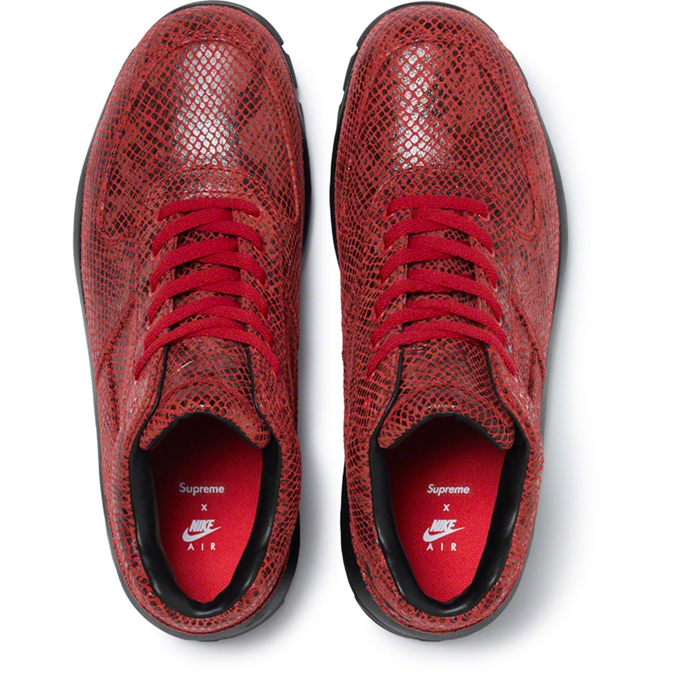 Supreme®/Nike® Air Max Goadome view 2